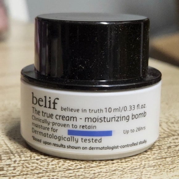 belif the true cream moisturizing bomb - Picture 3 of 3